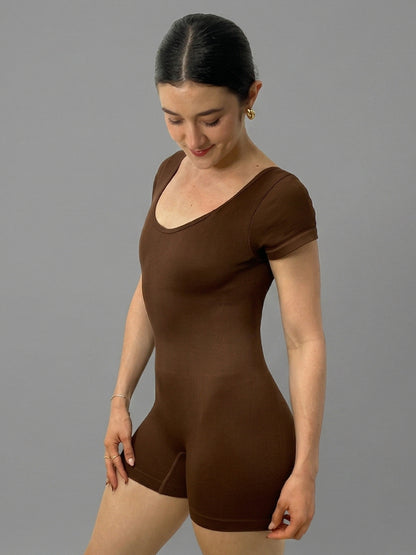 Short-Sleeve Romper (Solid Color) RUN WAY