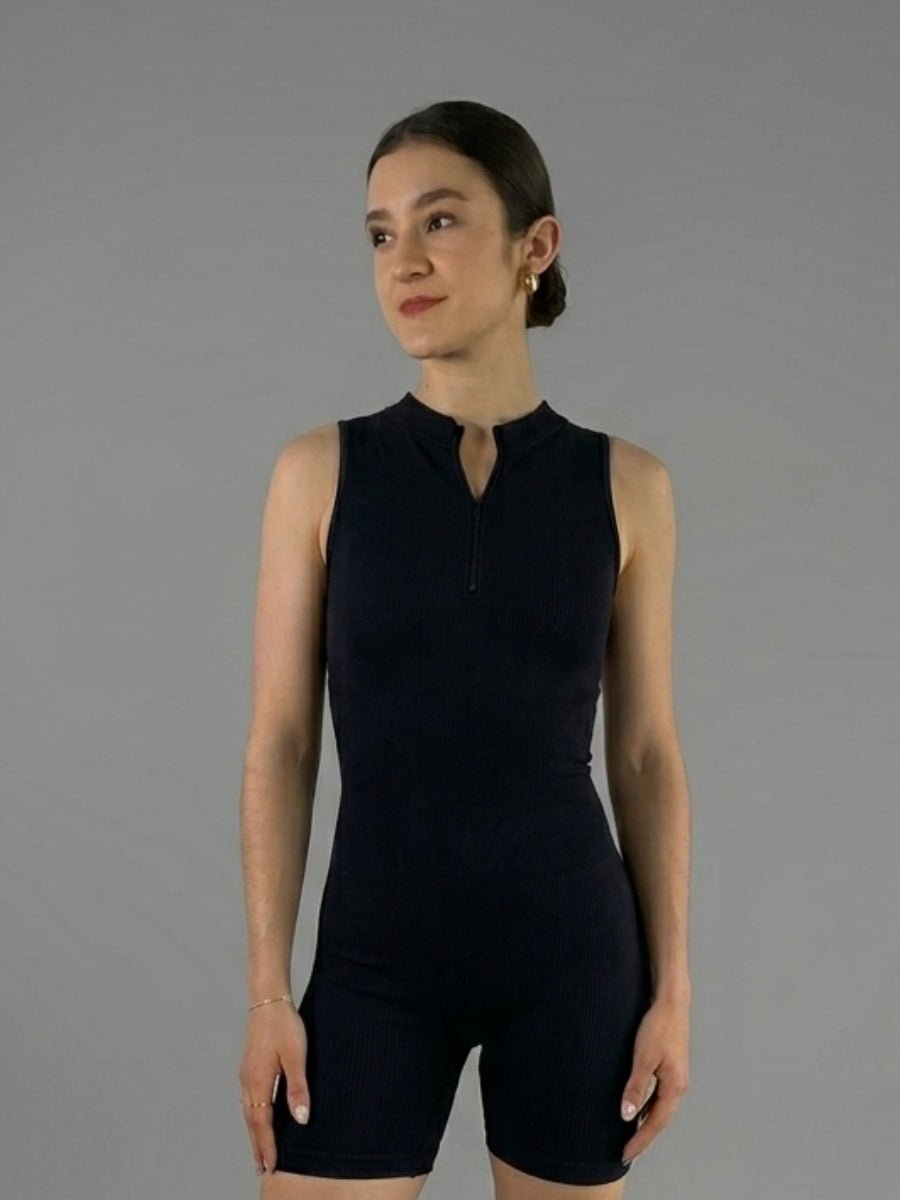 RUN WAY Zipper Short Jumpsuit – Style and Functionality